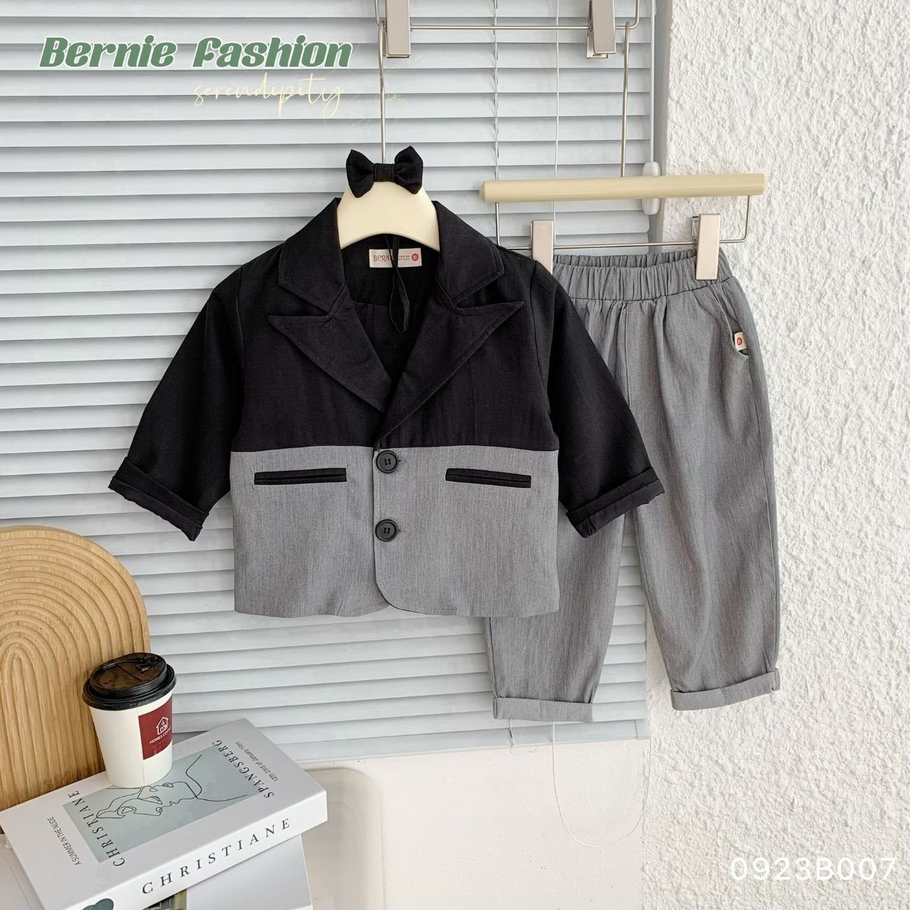 Đồ bộ vest bé trai phong cách hàn quốc áo vest và quần âu dài kèm nơ ngang thân cho bé đi tiệc 1 đến 7 tuổi Bernie