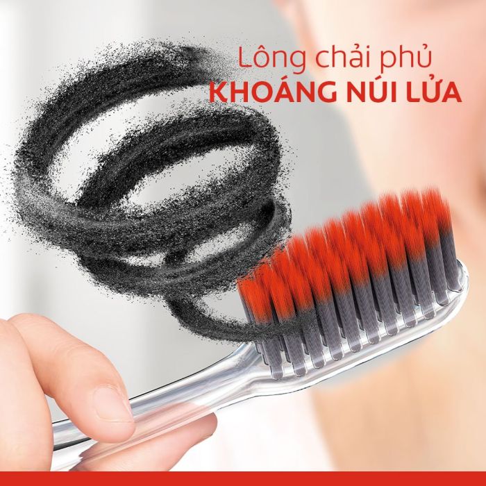 Bàn Chải Đánh Răng Colgate Slimsoft Advanced Volcanic Với Lông Chải Phủ Khoáng Núi Lửa