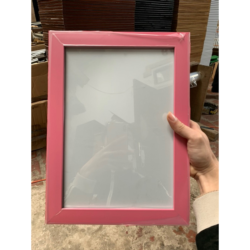 khung ảnh bằng khen a4(21x30)cm màu đẹp( bảo hành gãy vỡ).
