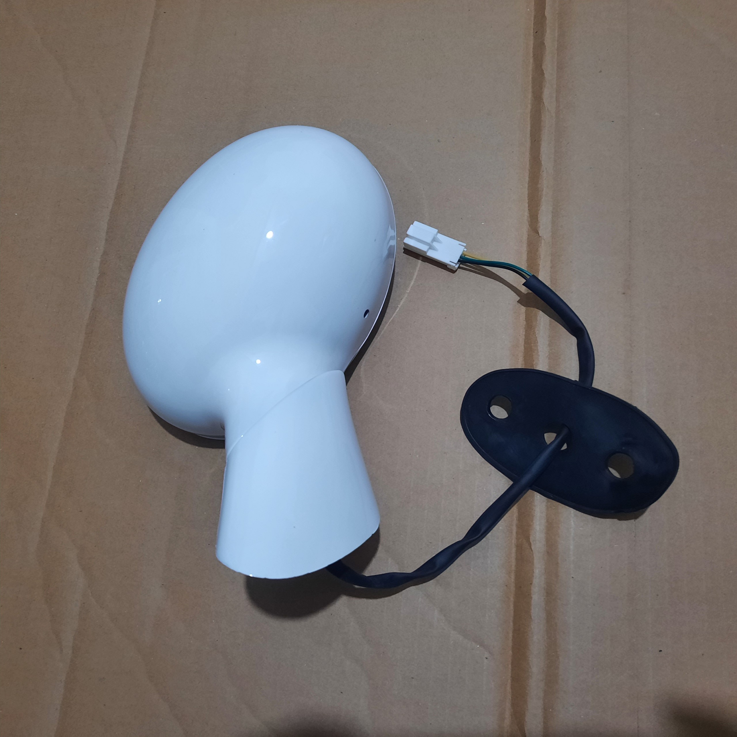 GƯƠNG CHIẾU HẬU CHERY QQ