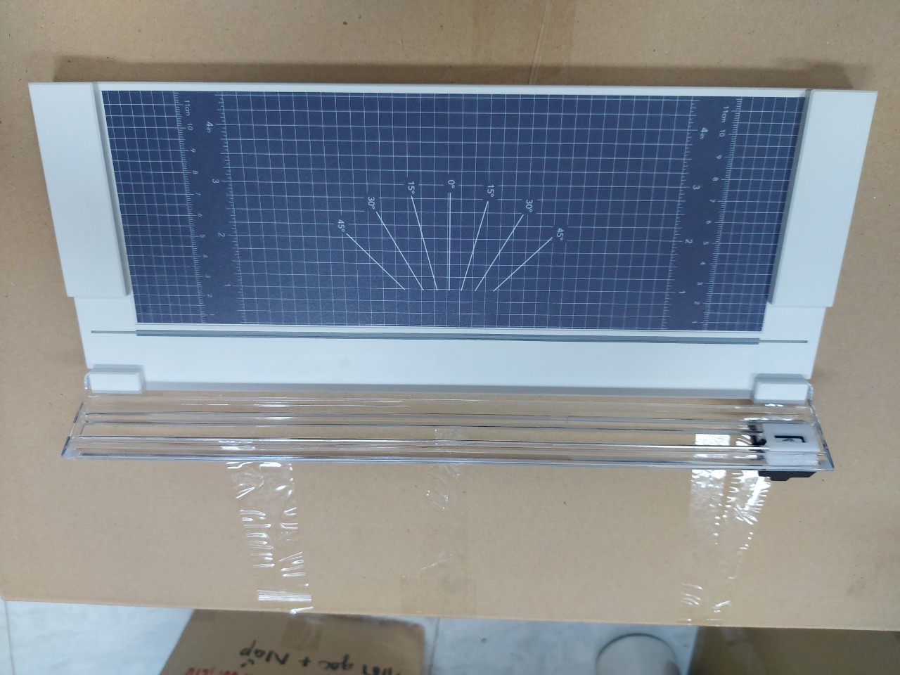 Bàn cắt giấy đa năng cao cấp RD-001