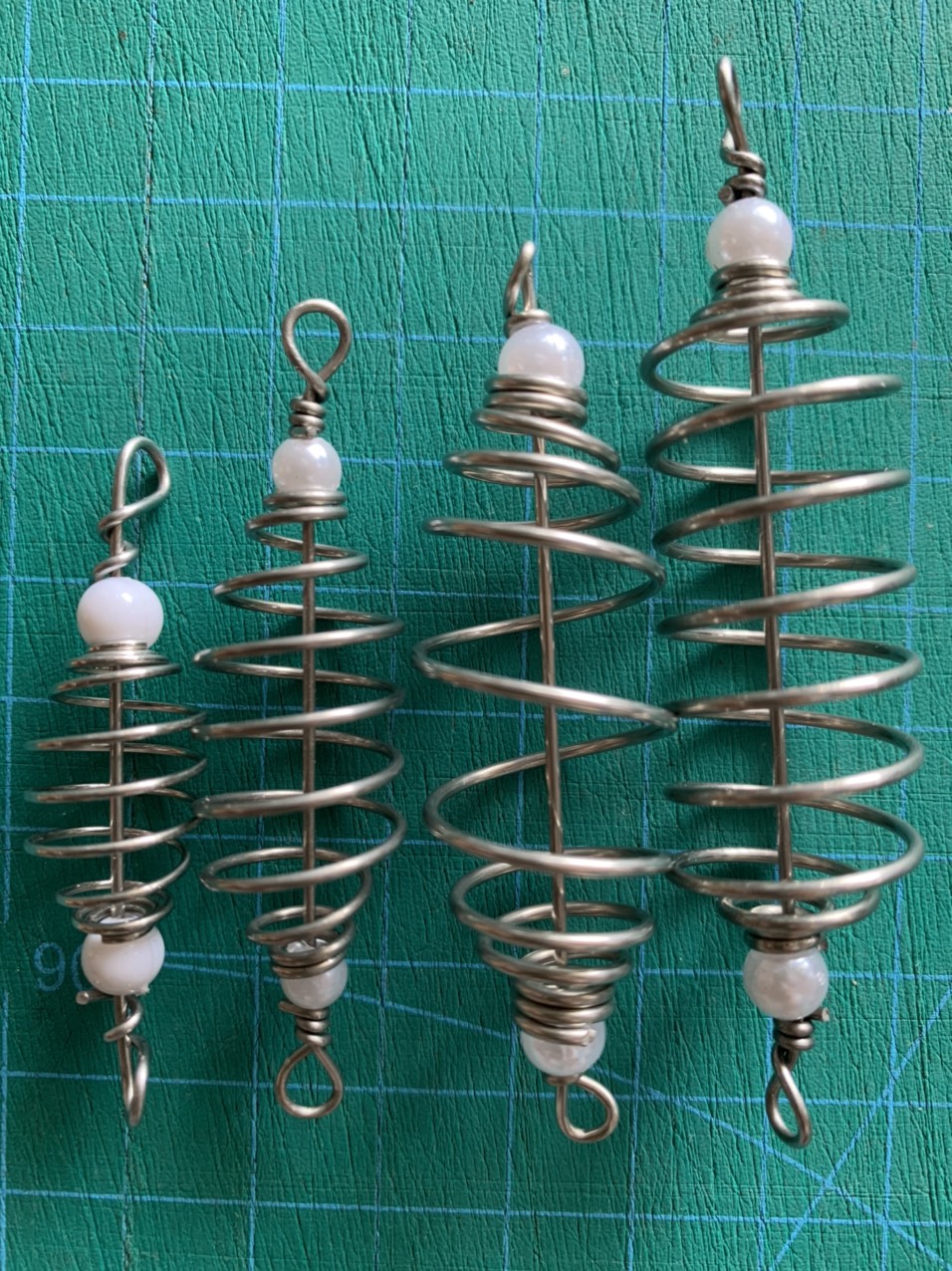 Lò xo buộc lưỡi câu lance