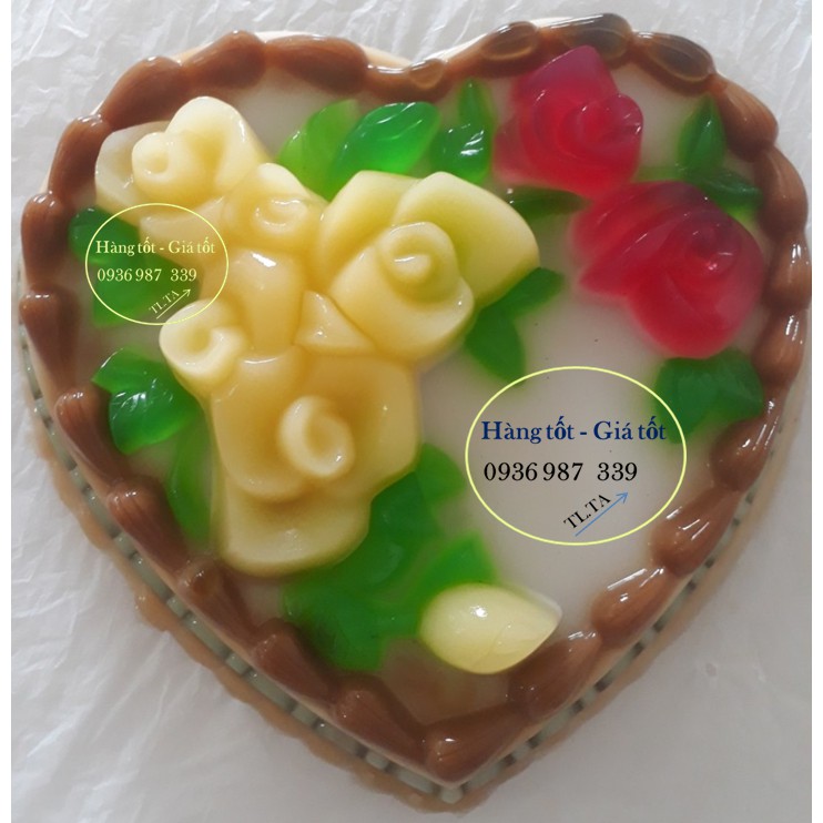 KHUÔN RAU CÂU TRÁI TIM 25 CM