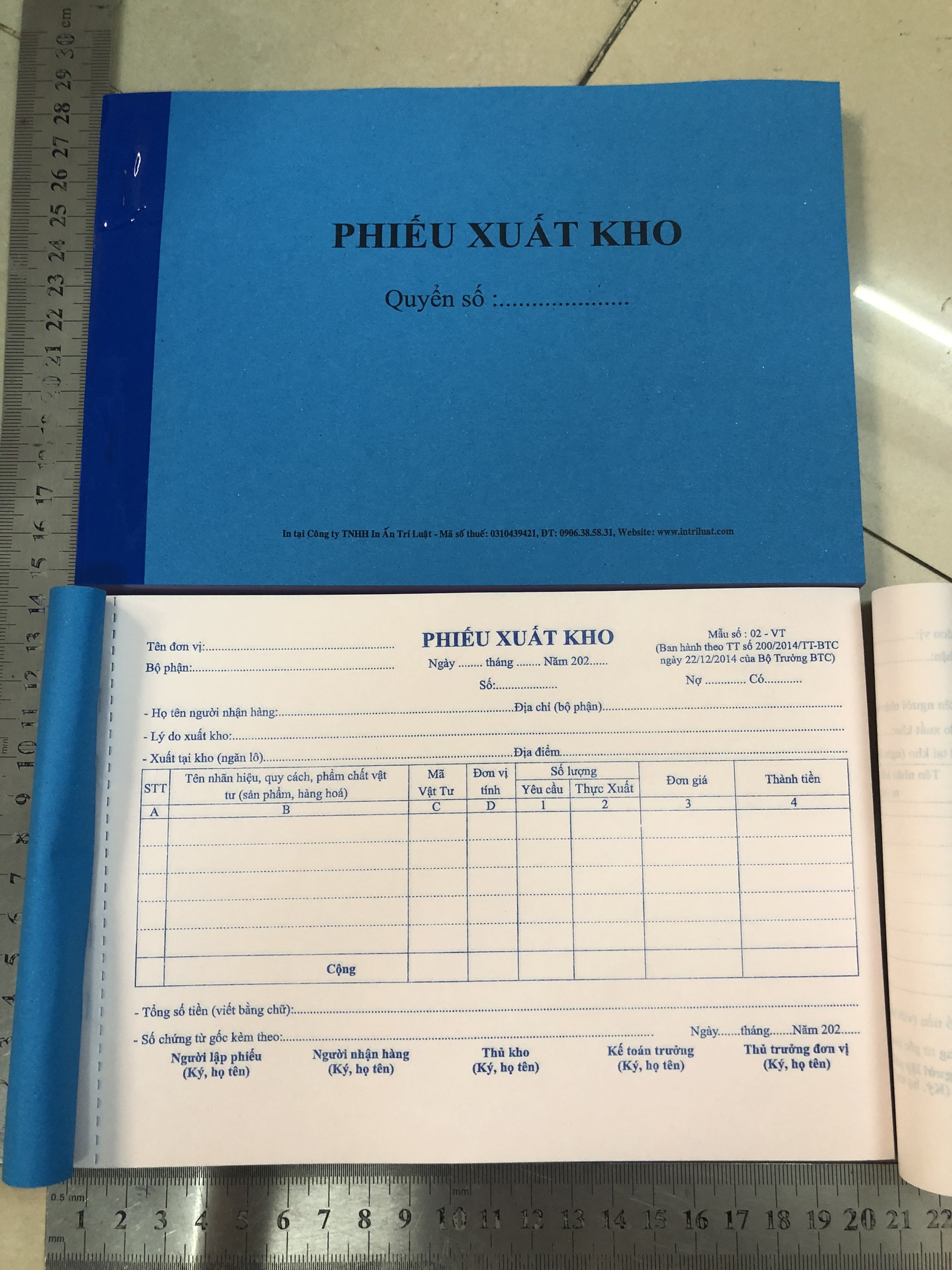 Phiếu Xuất Kho - Phiếu Nhập Kho kích thước 14x20,5Cm