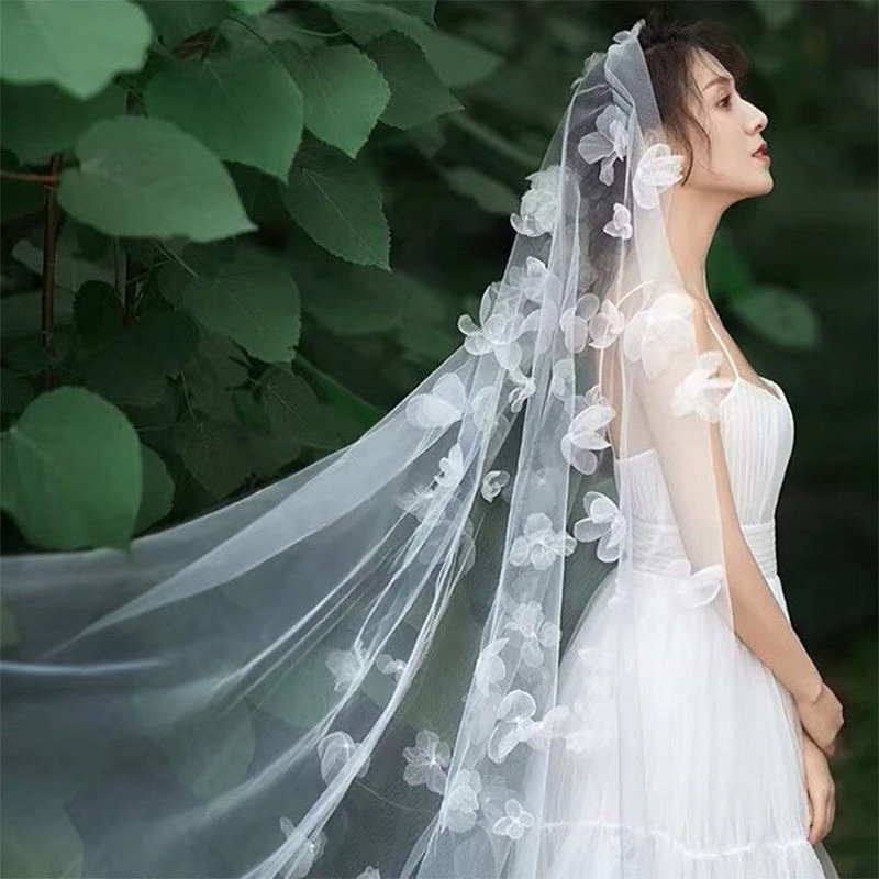 Voan cài tóc cô dâu cánh hoa dài 2m