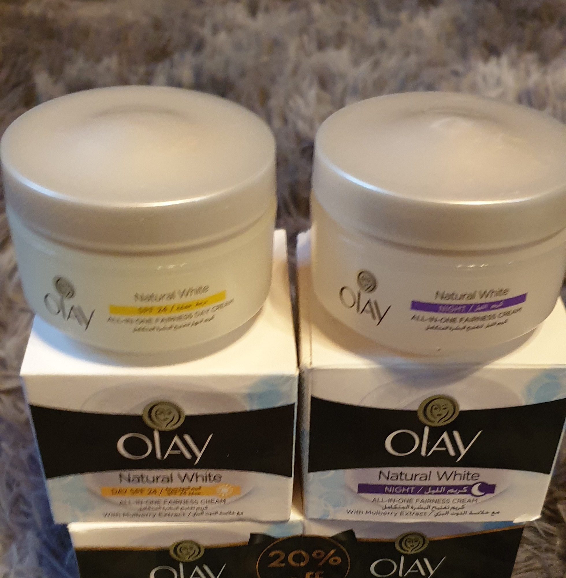 Natural%20WHITE%20Fairness%20Olay%20Night%20WHITENING%20CREAM%2050g%20And%20Olay%20Day%20CREAM%20SPF,%2050g%2050g%20X%202%20(2%20in%201pack)%20odnc%20-%20Image%204