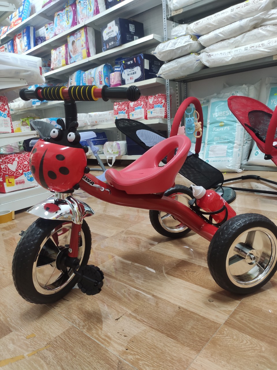 (loại đẹp)Xe đập ba bánh chon bộ bình nước cho bé Senmysan 3b-2