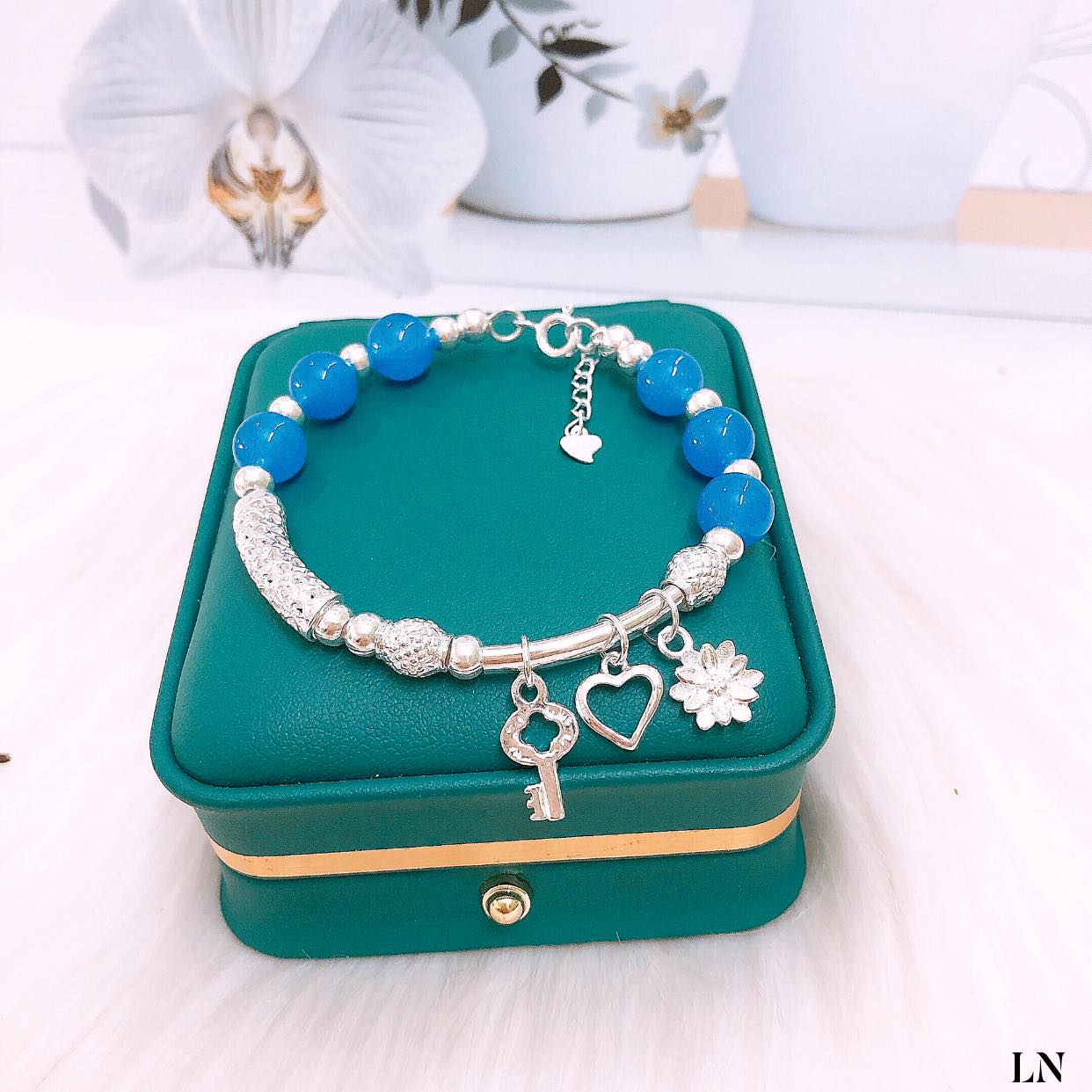 Vòng tay nữ mix đá phong thuỷ chất liệu bạc MS315