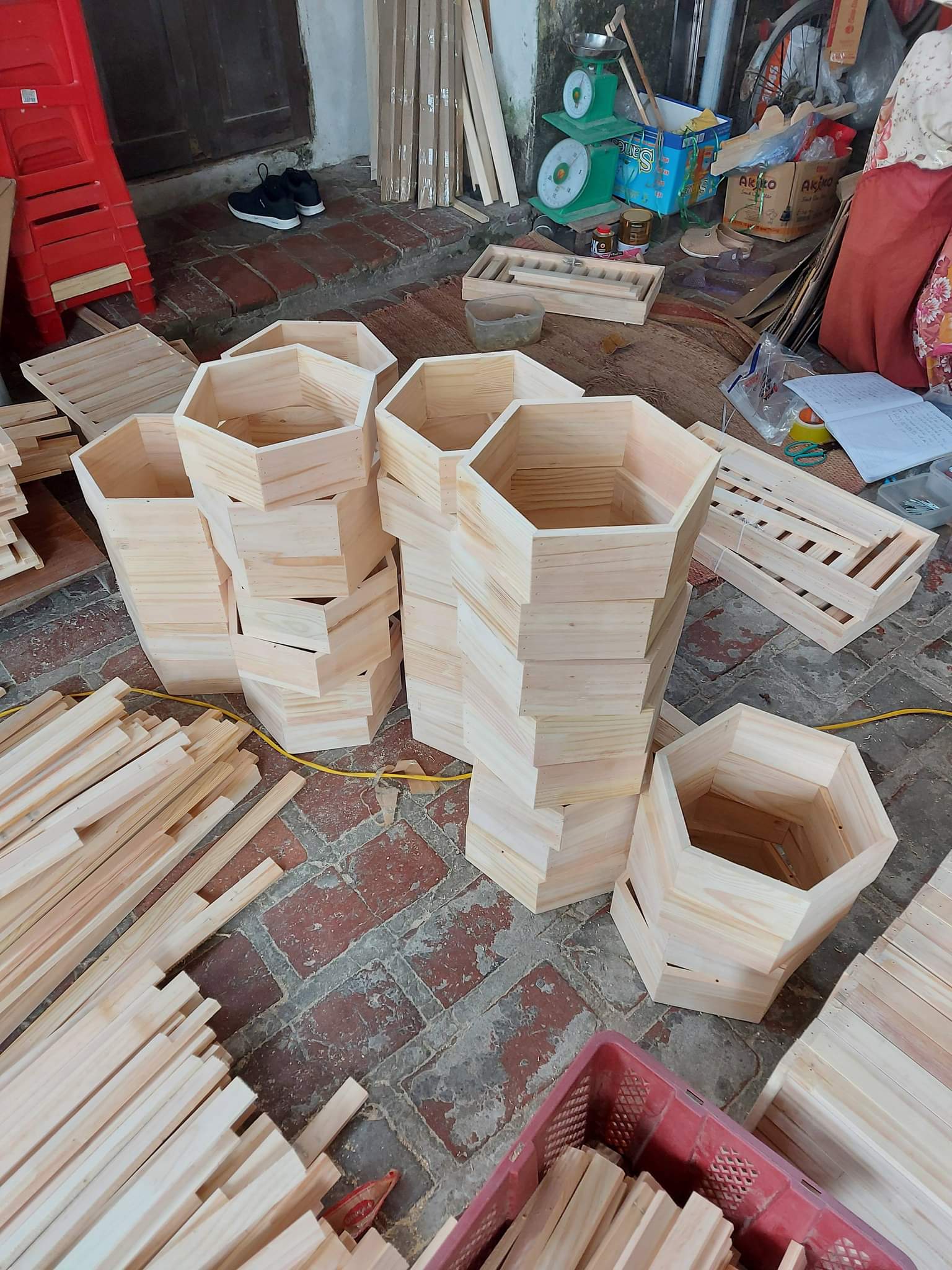 kệ tổ ong gỗ tự nhiên