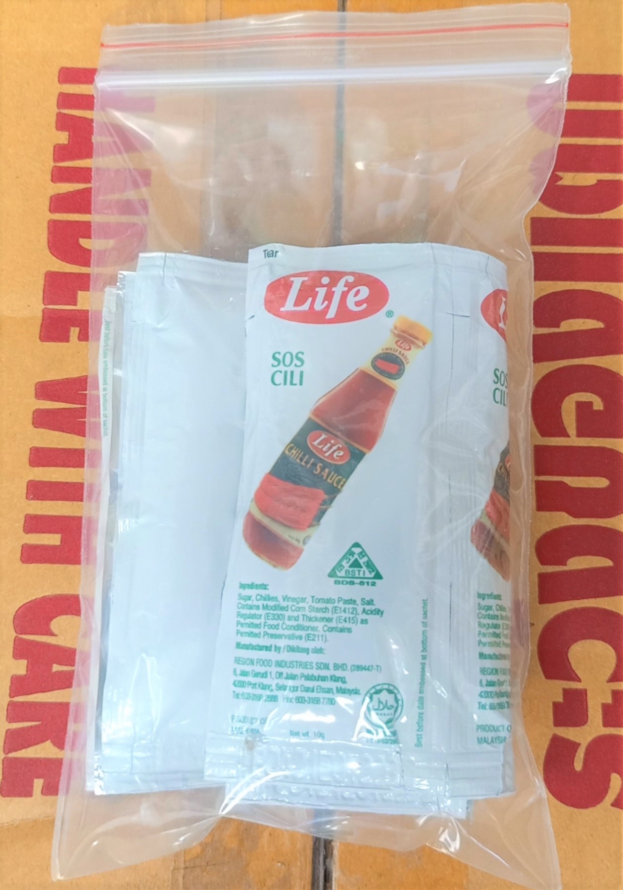 [10 gói x 10gr] [LIFE] [HSD (EXP) 20 4 2022] TƯƠNG ỚT GÓI NHỎ [Malaysia] Chilli Sauce (halal) thumbnail