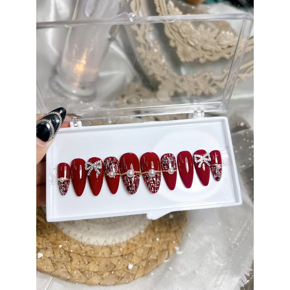 Nails box thiết kế mã  số 148