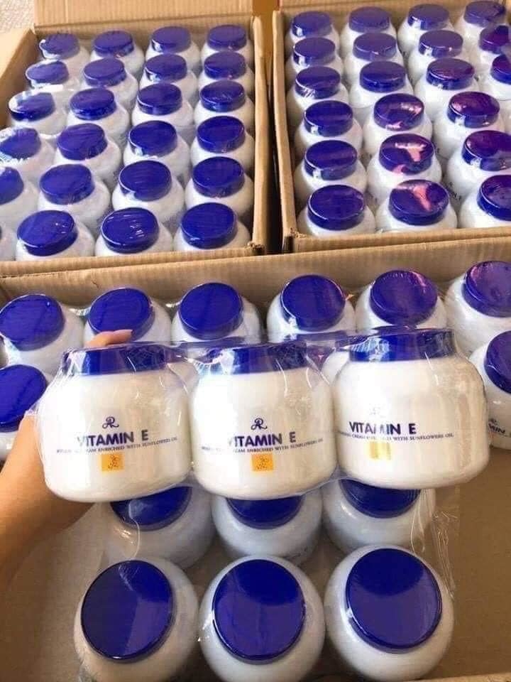 Kem dưỡng thể Vitamin E Thái Lan 200ml