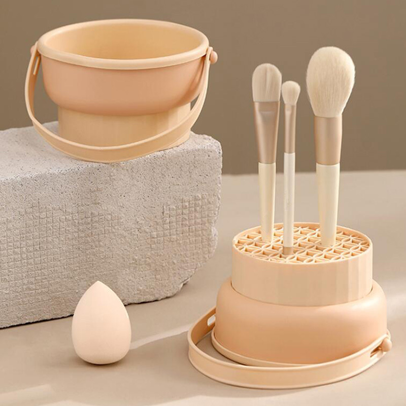 Multifunctional Silicone Makeup Brush Cleaner Makeup Egg Cleaner Powder Puff Drying Holder