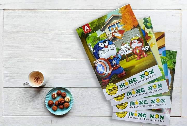 Tập Học Sinh Class Cosplay - 4 Ô Ly Vuông - 200 Trang 70gsm - Hồng Hà 0454 (Mẫu Bìa Giao Ngẫu Nhiên)