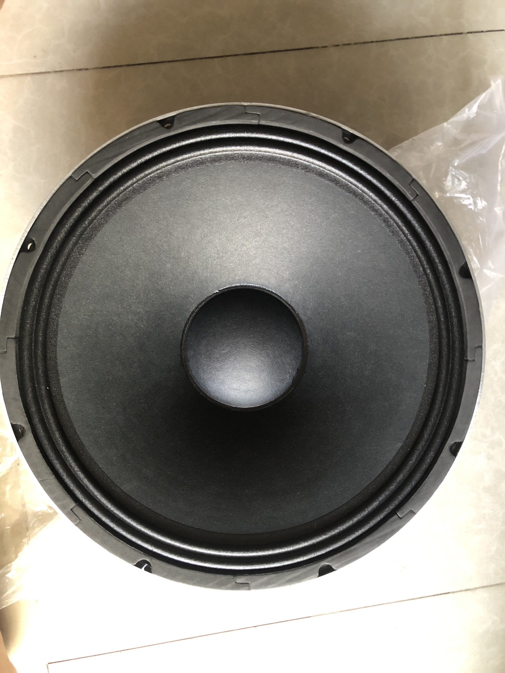Loa bass 40cm từ 190 coil 75