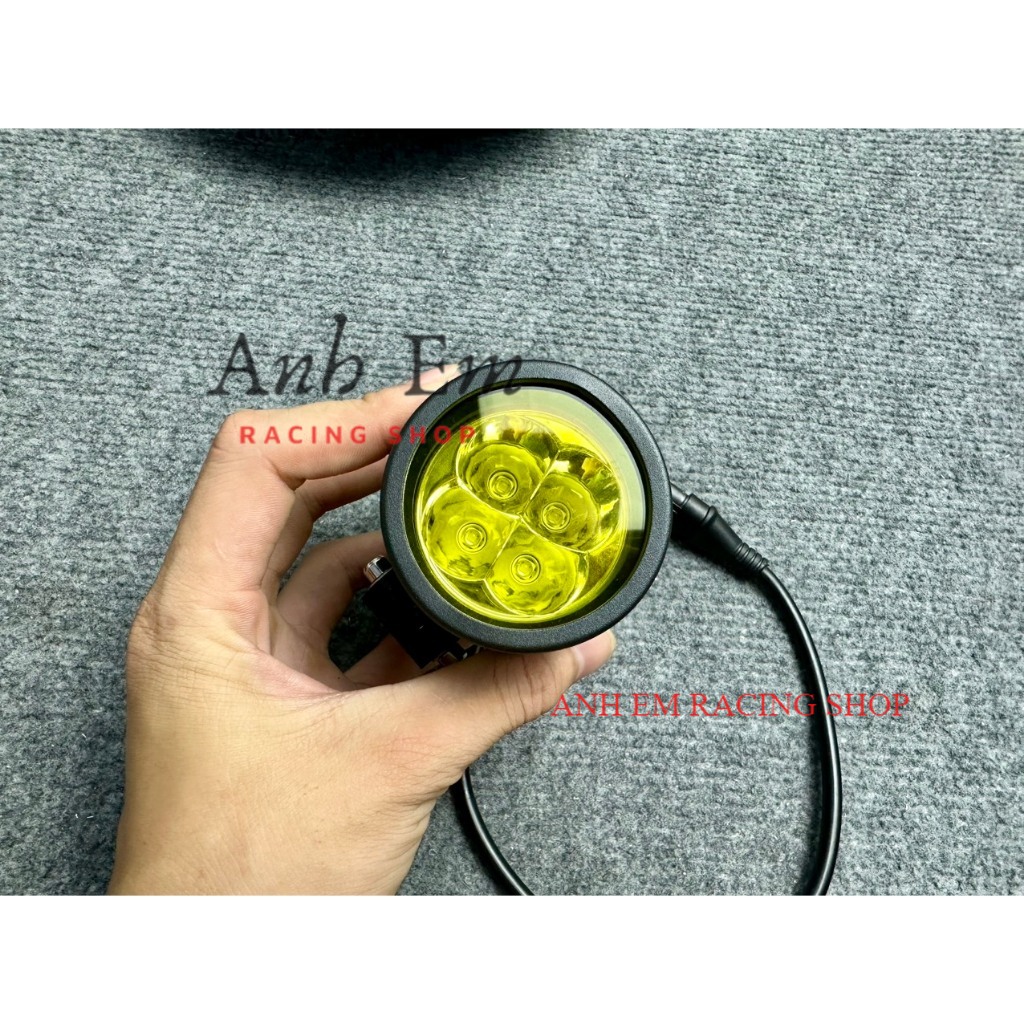 Chụp len vàng phá sương gắn đèn l4x