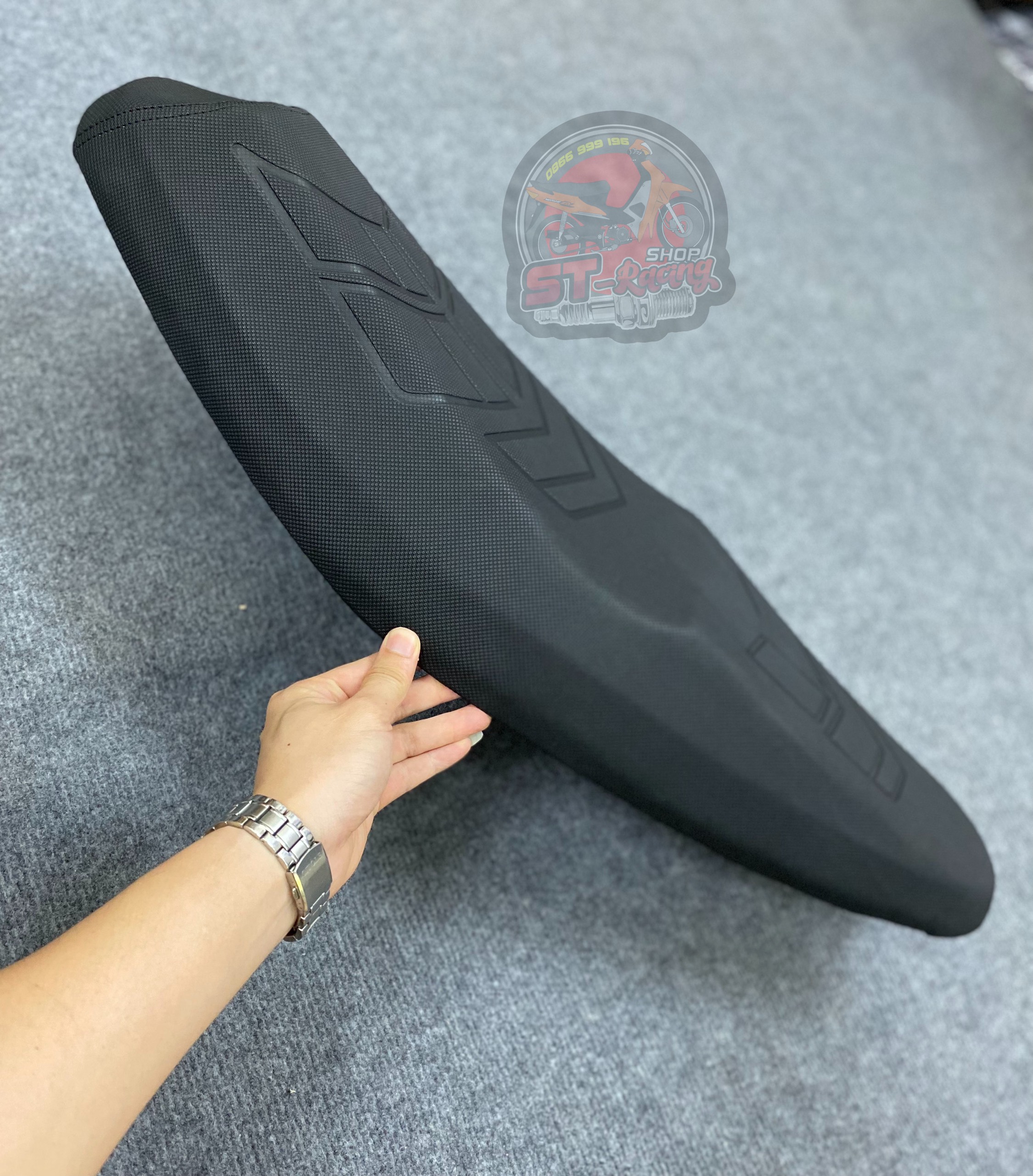 YÊN GỌT 2 TÀNG DÀNH CHO WAVE , DREAM, DA YÊN THÊU 4D .