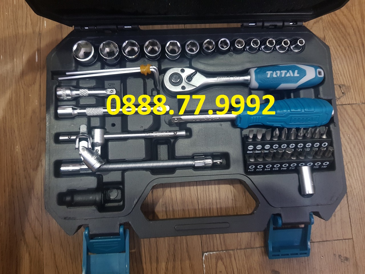 Bộ 45 đầu tuýp 1/4" và cần 2 chiều Total THT141451