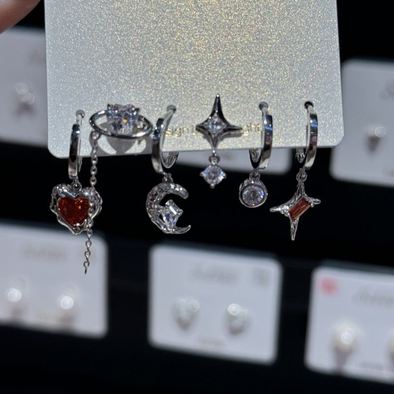 6Pcs/set%20Goth%20Punk%20Vintage%20Crystal%20Heart%20Moon%20Cross%20Star%20Pendant%20Earrings%20For%20Men%20Women%20Y2K%20Aesthetic%20Jewelry%20Accessories%20Qoddess%20-%20Image%202