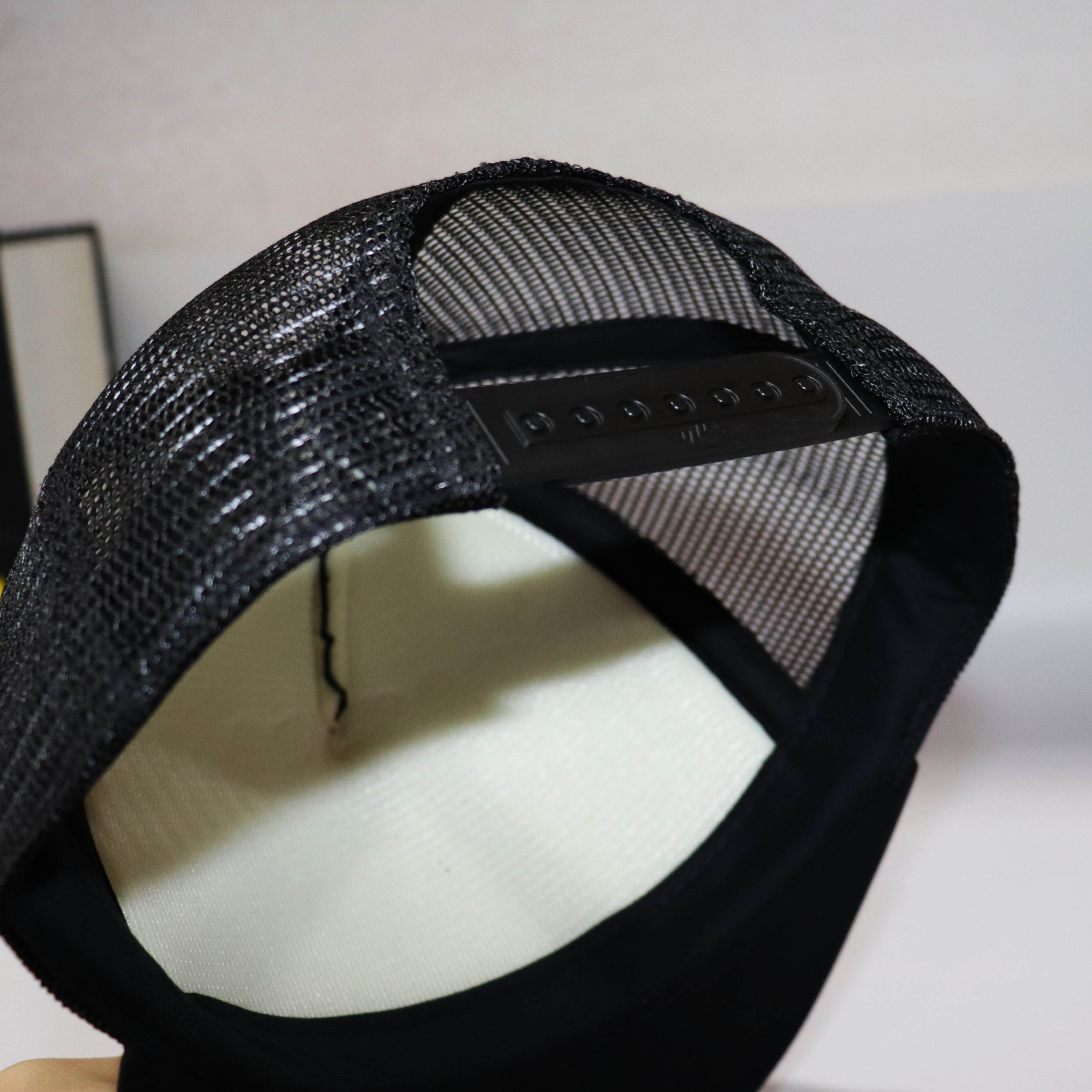 Nón snapback Full Đen Lưới 2022 - Chuẩn Soái Ca .