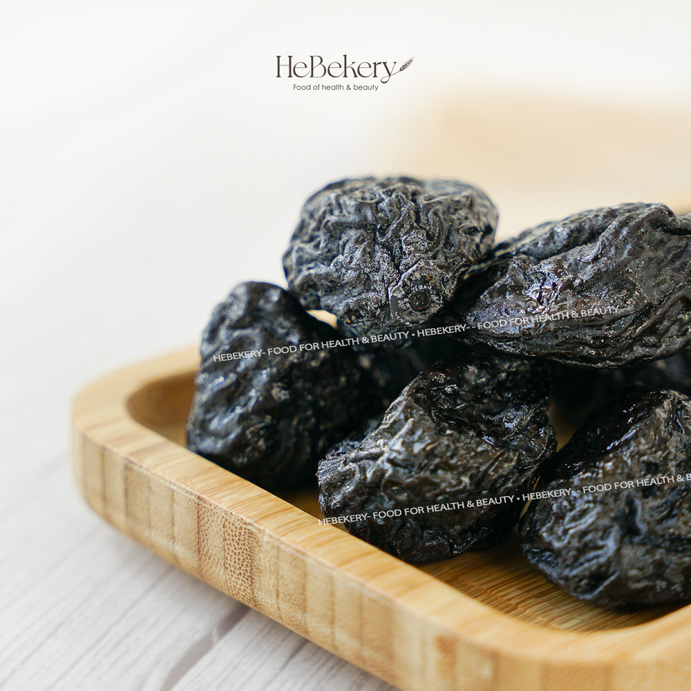 Mận Đen Sấy Chi Lê Nhập Khẩu HEBEKERY by HEBE