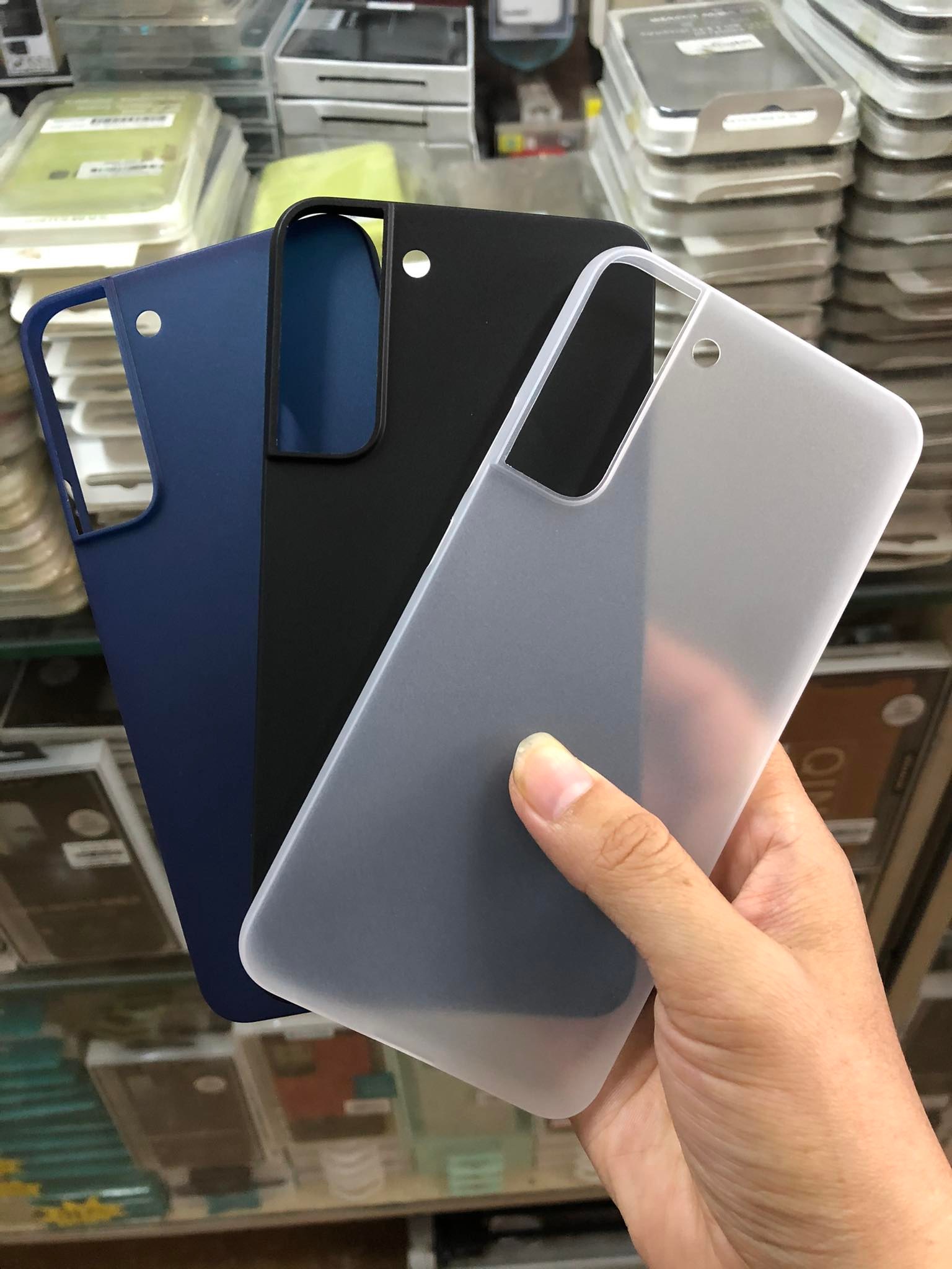 Ốp Lưng Samsung Galaxy S22 Plus Siêu Mỏng Nhám Mờ Hiệu Memumi
