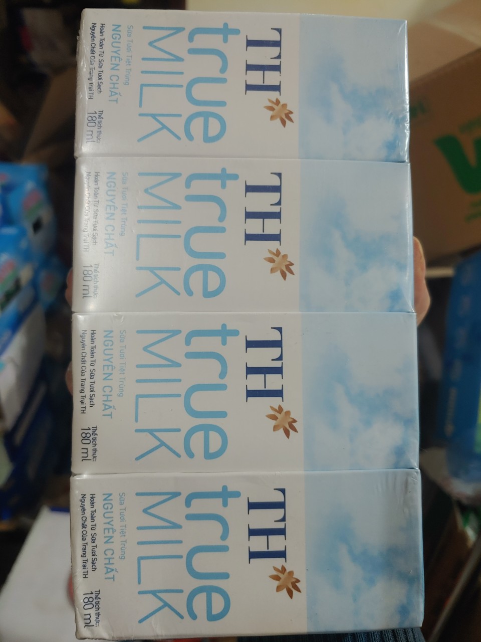 Sữa TH True Milk 180ML( vỉ 4h x180ml)