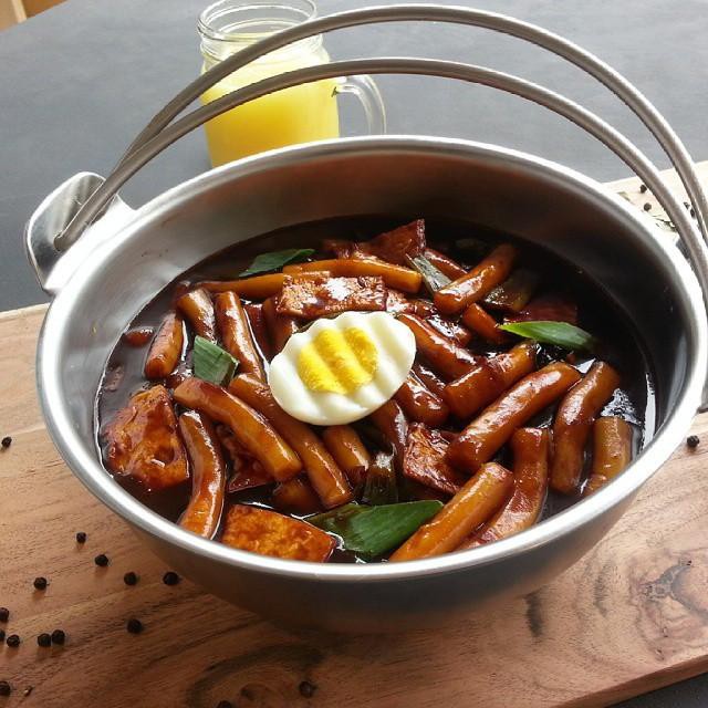 Xốt gia vị nấu mì tương đen Hàn Quốc 250g