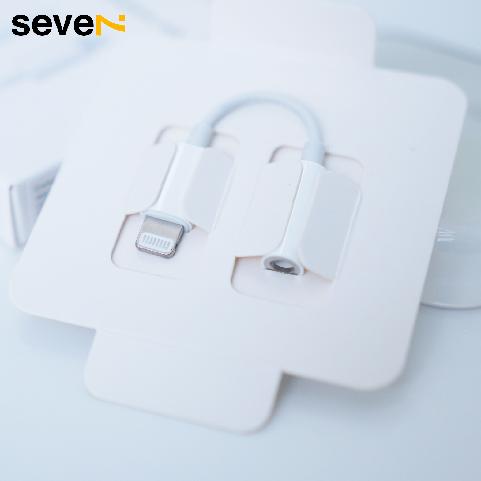Jack Chuyển Đổi Lightning To 3.5mm - SEVE7