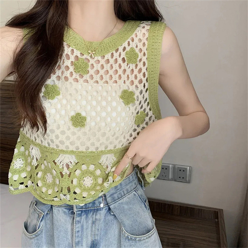We Summer Hollow Out Flower Embroidery Knitted Tank Top Women Retro Round Neck Sleeveless Crop Top