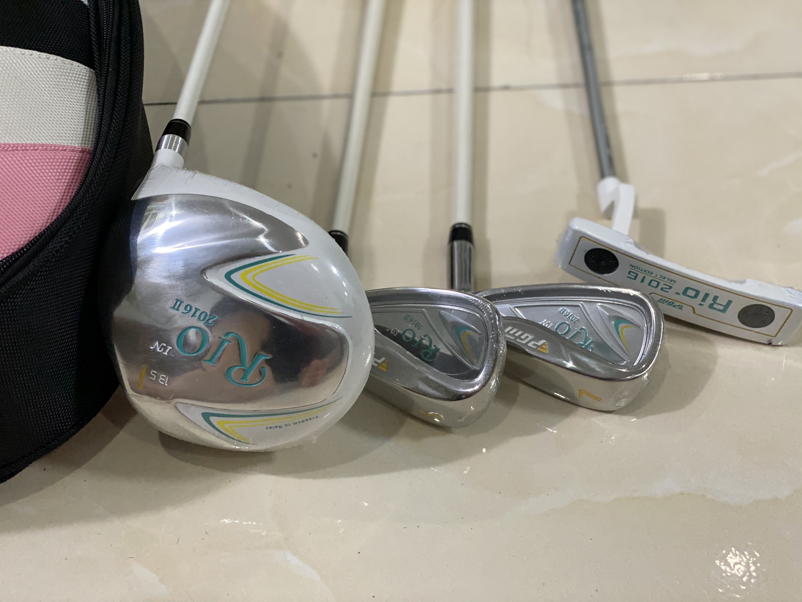 BỘ GẬY TẬP GOLF NỮ RIO - PGM LTG014