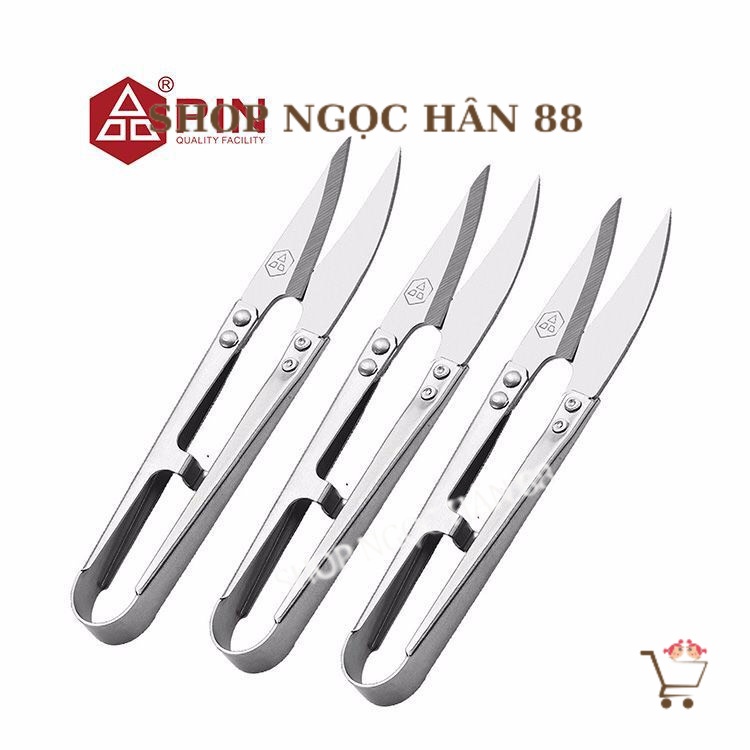 1 CÁI KÉO CẮT CHỈ BẤM CHỈ THỪA