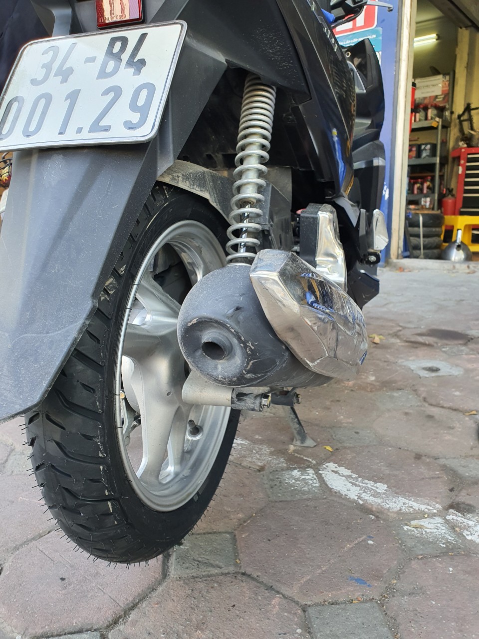 Lốp/vỏ xe máy Michelin 90/90-14 Pilot Street 2