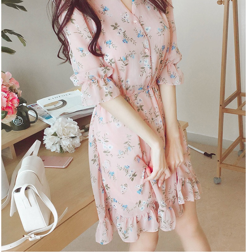 Váy hoa cúc đi biển, đi chơi