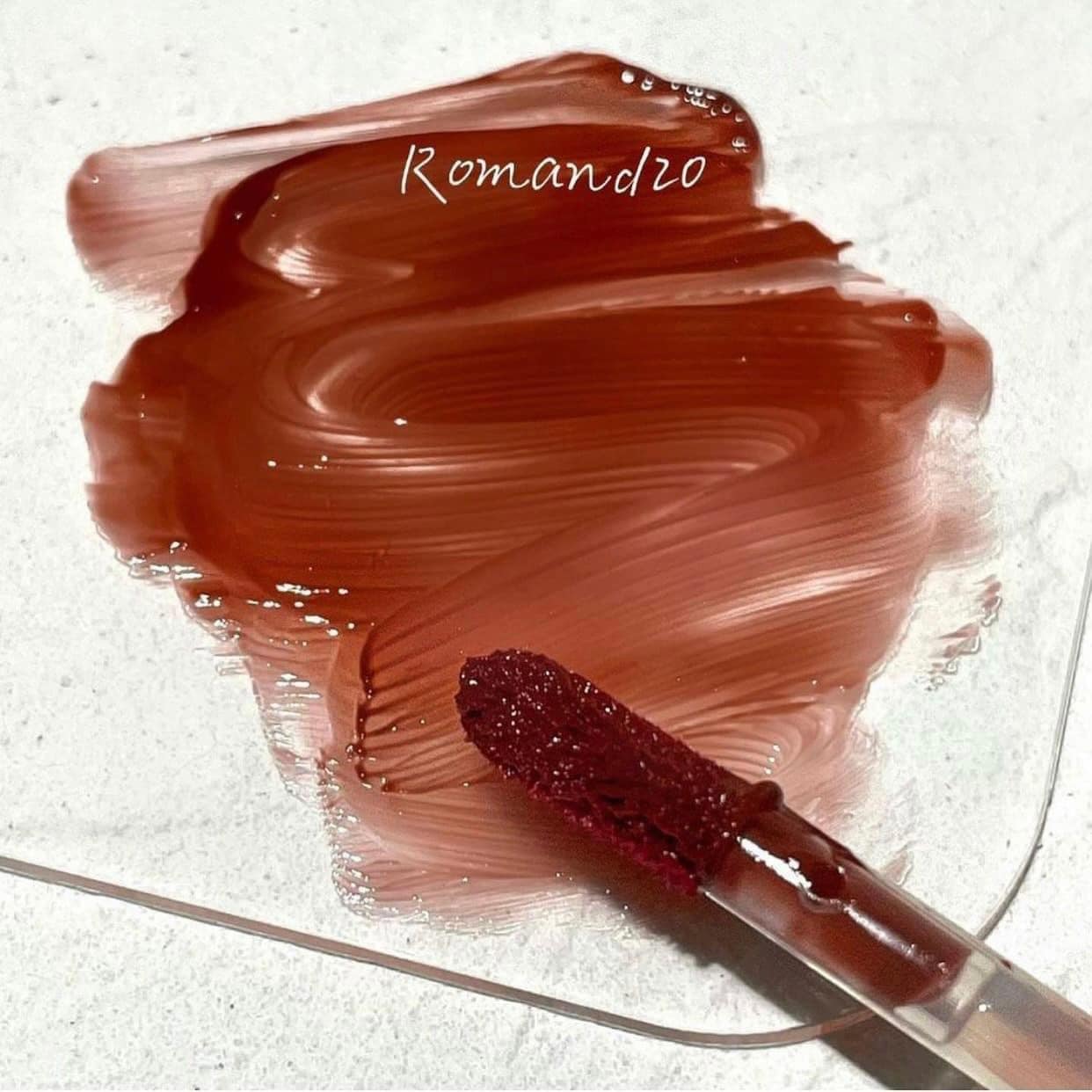 SON TINT BÓNG ROMAND MÀU 20 NÂU ĐẤT (Romand Juicy Lasting Tint 20)