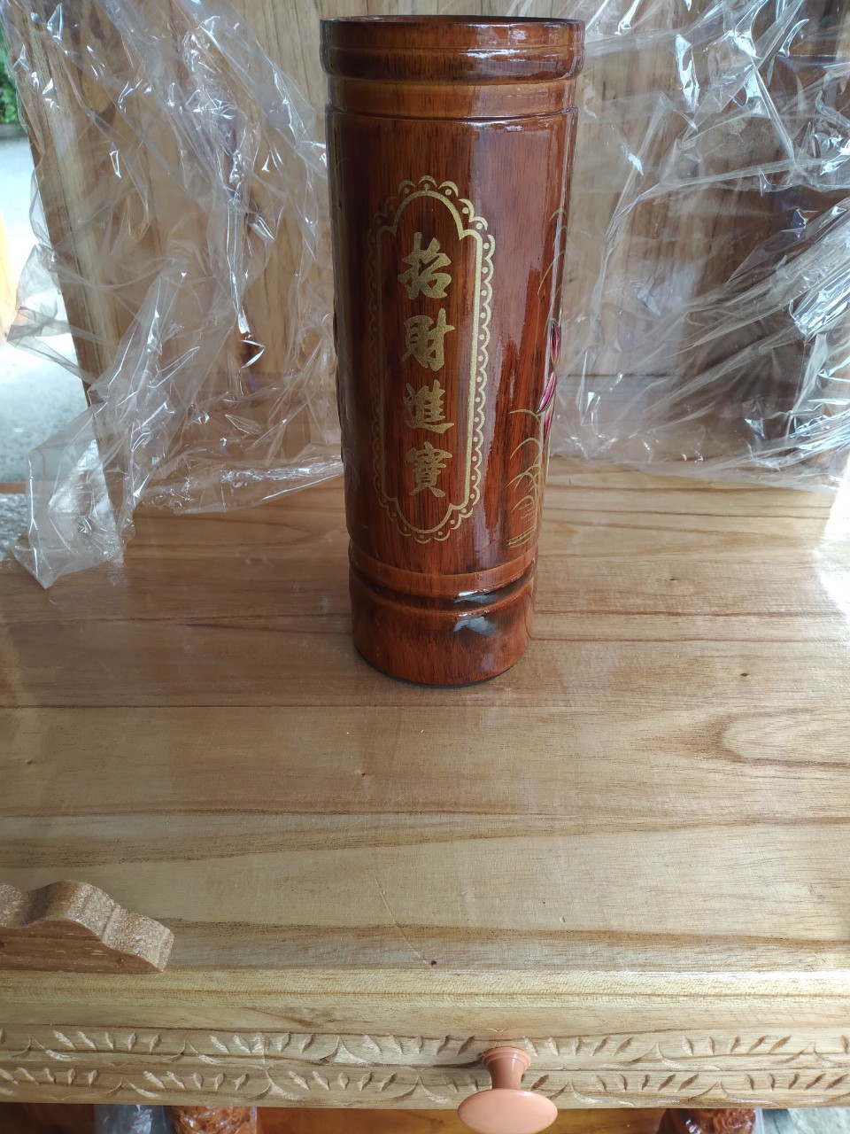 ống đựng nhang gổ