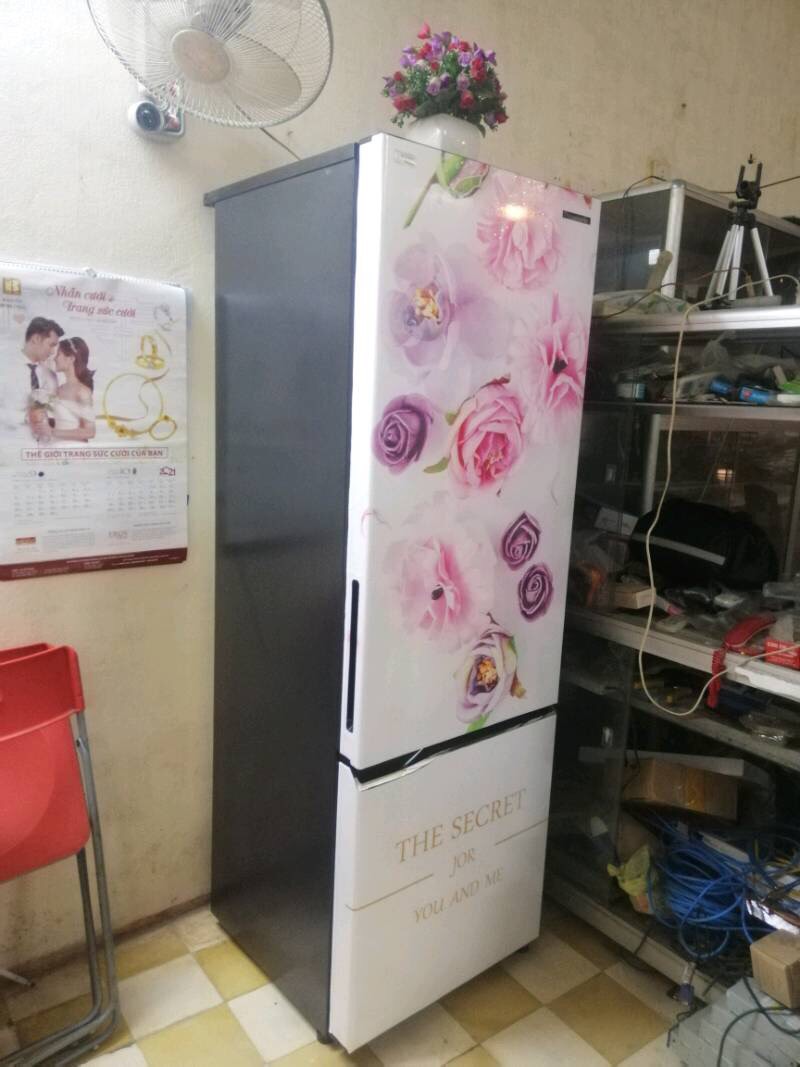 Decal Dán Tủ Lạnh BÔNG HỒNG XINH - THUTHAODECOR