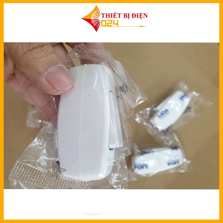 Công tắc bật tắt 300vac-5a cho bóng đèn thiết bị điện