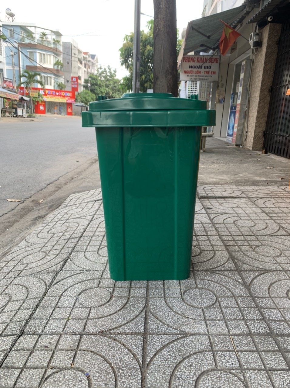 Thùng rác 90 lít nắp kín, thùng rác công cộng