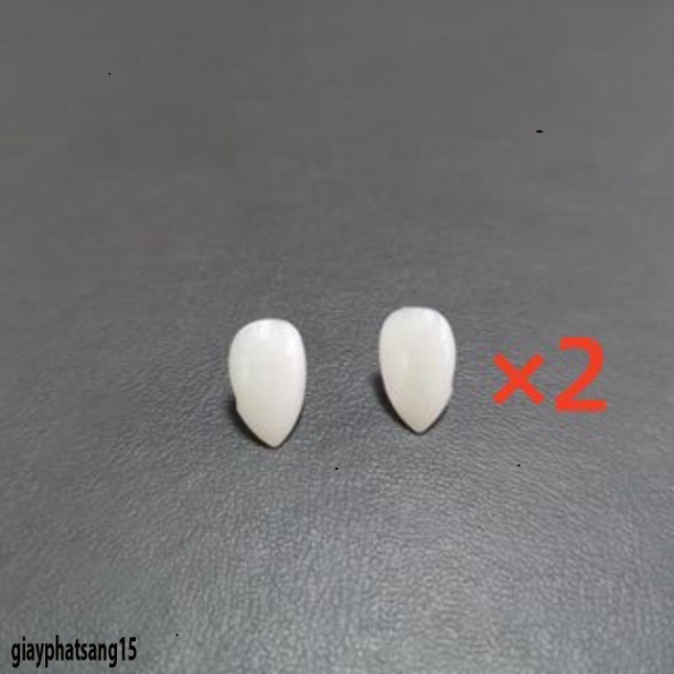 Bộ 2 / 4 răng nanh giả vào vai ma cà rồng răng khểnh