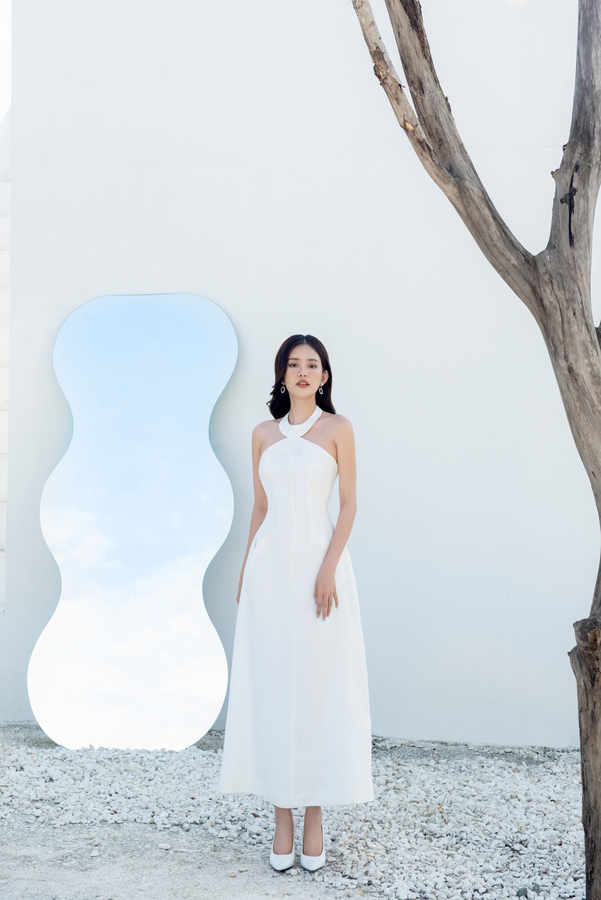 LARMES - Uri Halter Neck Dress