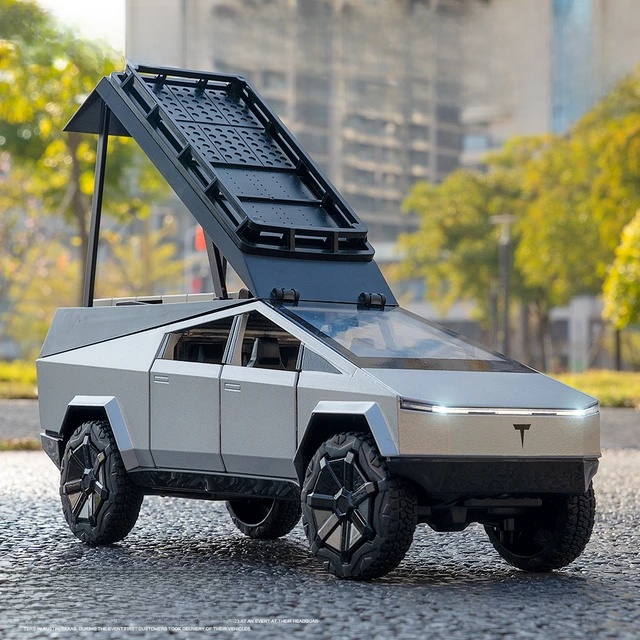 1:24%20Scale%20tesla%20CYBERTRUCK%20camping%20RV%20Alloy%20diecast%20Toy%20Model%20with%20Sound,%20Light%20&%20Spring%20-%20Image%202