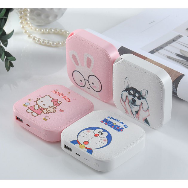Sạc Dự Phòng Kute in hình đẹp Doremon Hello Kitty....(Kèm dây đeo)