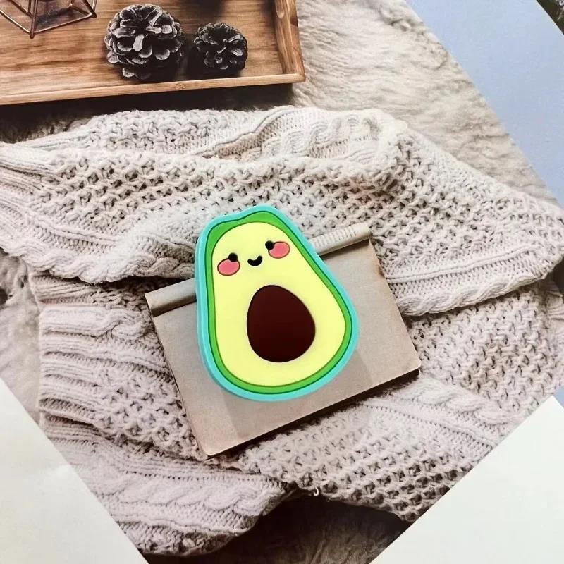 Yuanyan%201Pc%20Cute%20Penguin%20Cable%20Protector%20Cartoon%20Charger%20Protector%20Cable%20Winder%20Organizer%20Data%20Line%20Cord%20Protective%20Cover%20For%20iPhone%20-%20Image%205