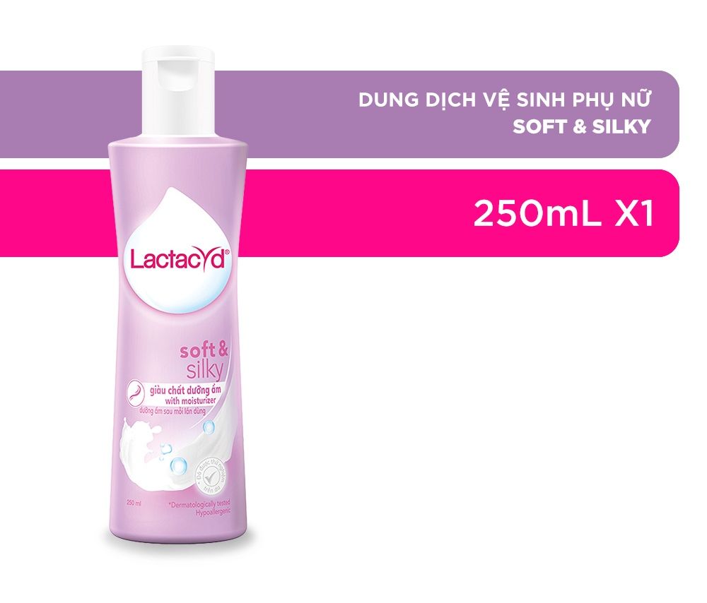 dung dịch vệ sinh Lactacyd Soft & Silky