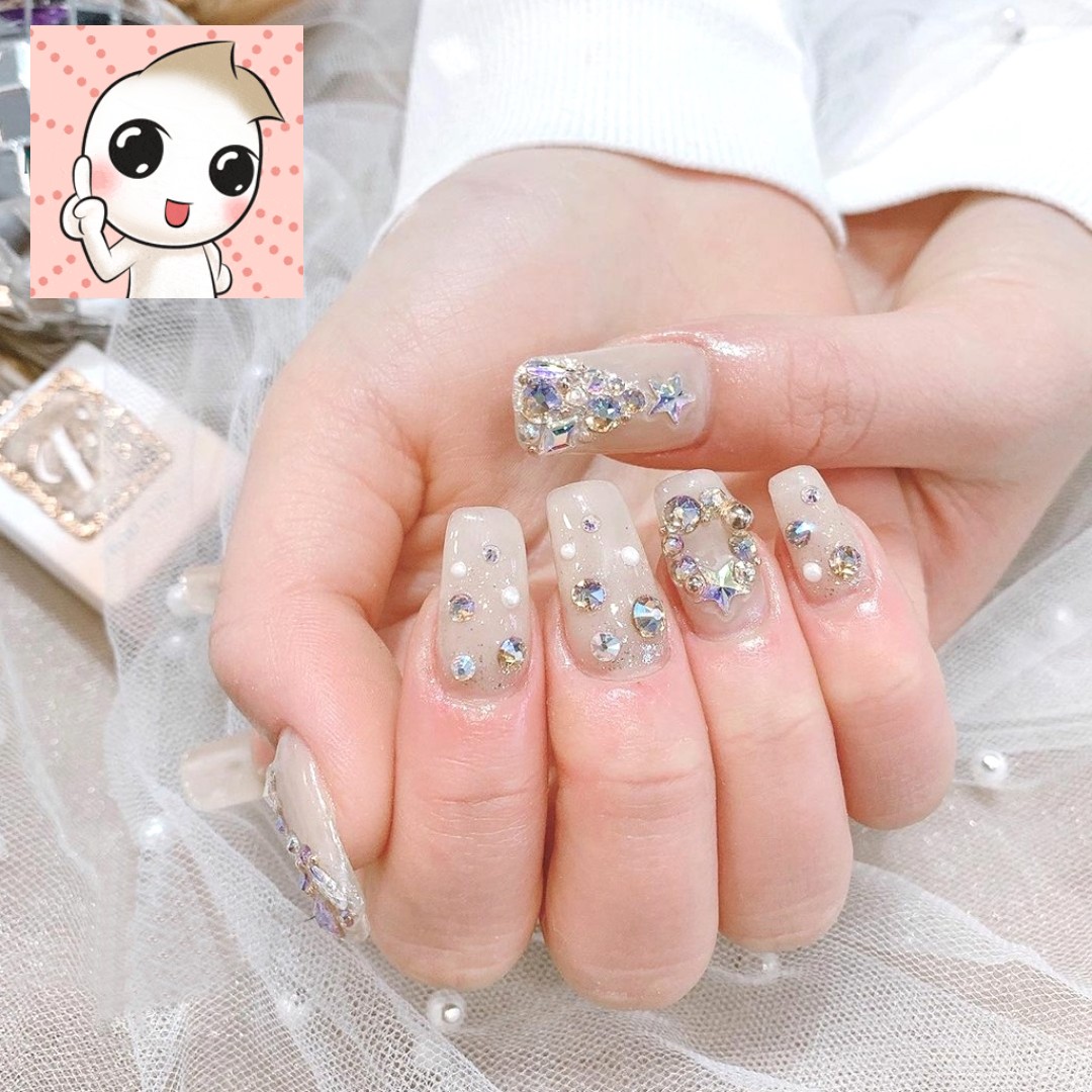 [HCM]Đá Chân Keo Khay 1440 Viên Mix Size
