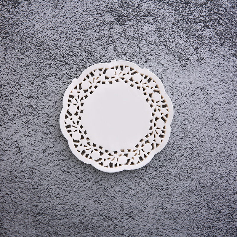 100 Sheets White Hollow Round Lace Paper Concise Decorative DIY Material Paper