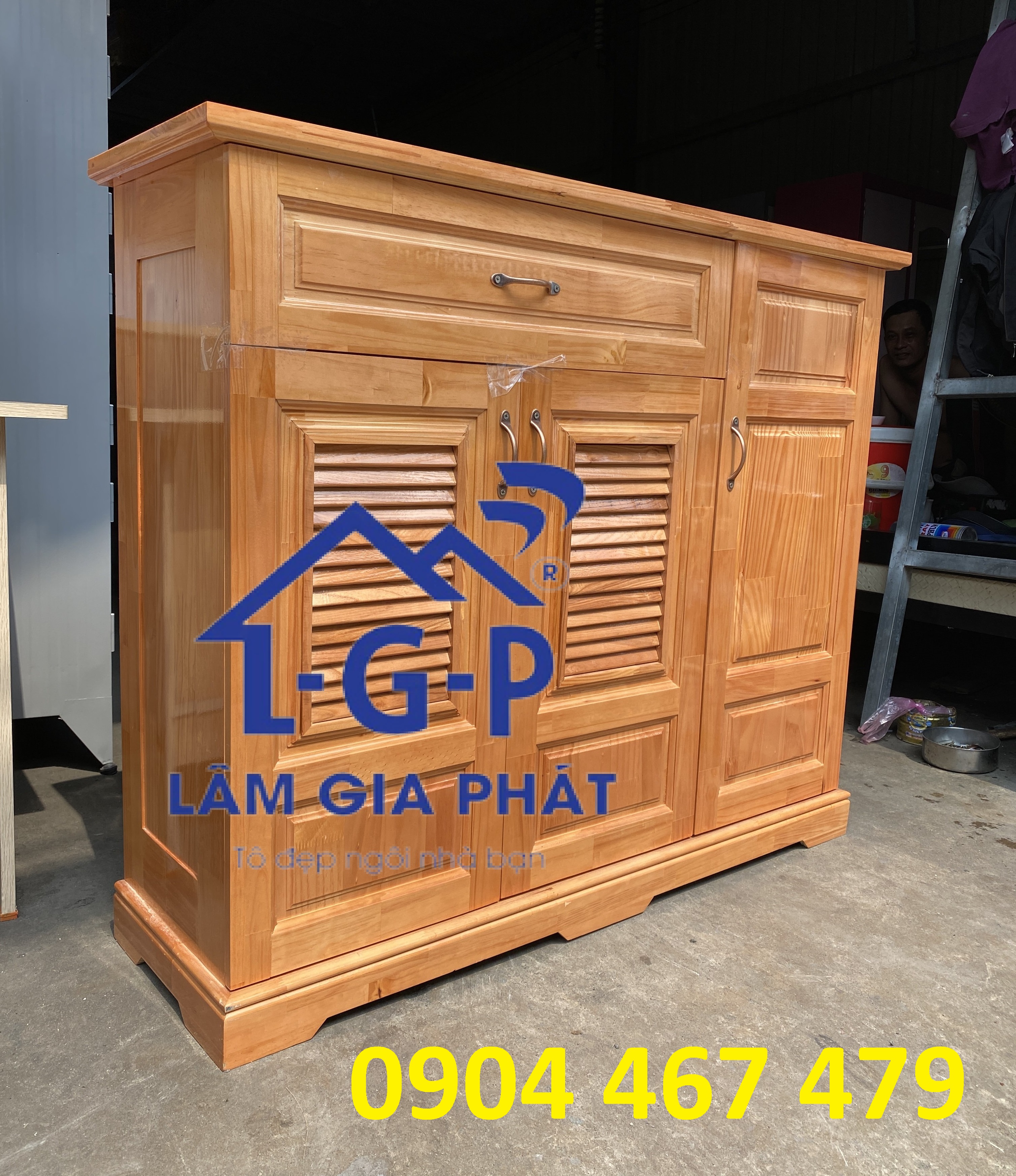Tủ giày gỗ thông - tủ đựng giày rộng 1m2 mới