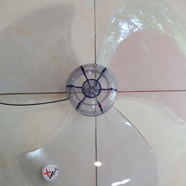 Cánh  quạt hatari và benny sải cánh 400mm