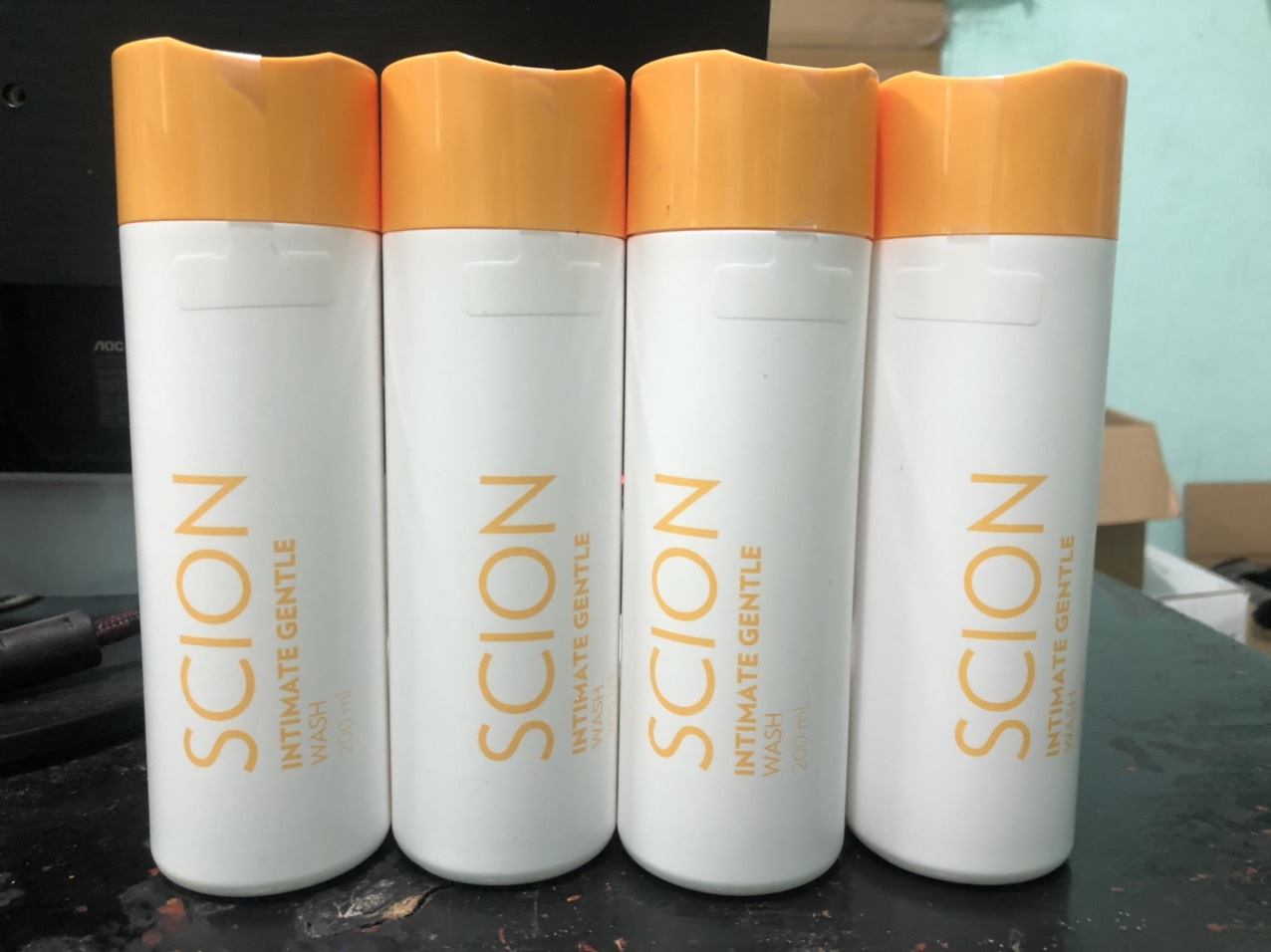 Combo 4 Chai Dung Dịch Vệ Sinh Phụ Nữ Scion Nuskin Feminine Wash